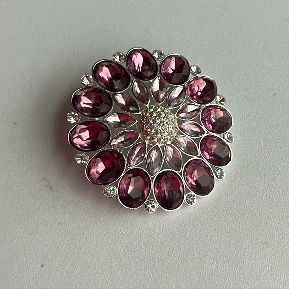 Pink Gem and Silver Plated Rhinestone Pin Brooch Pendant - Picture 2 of 7
